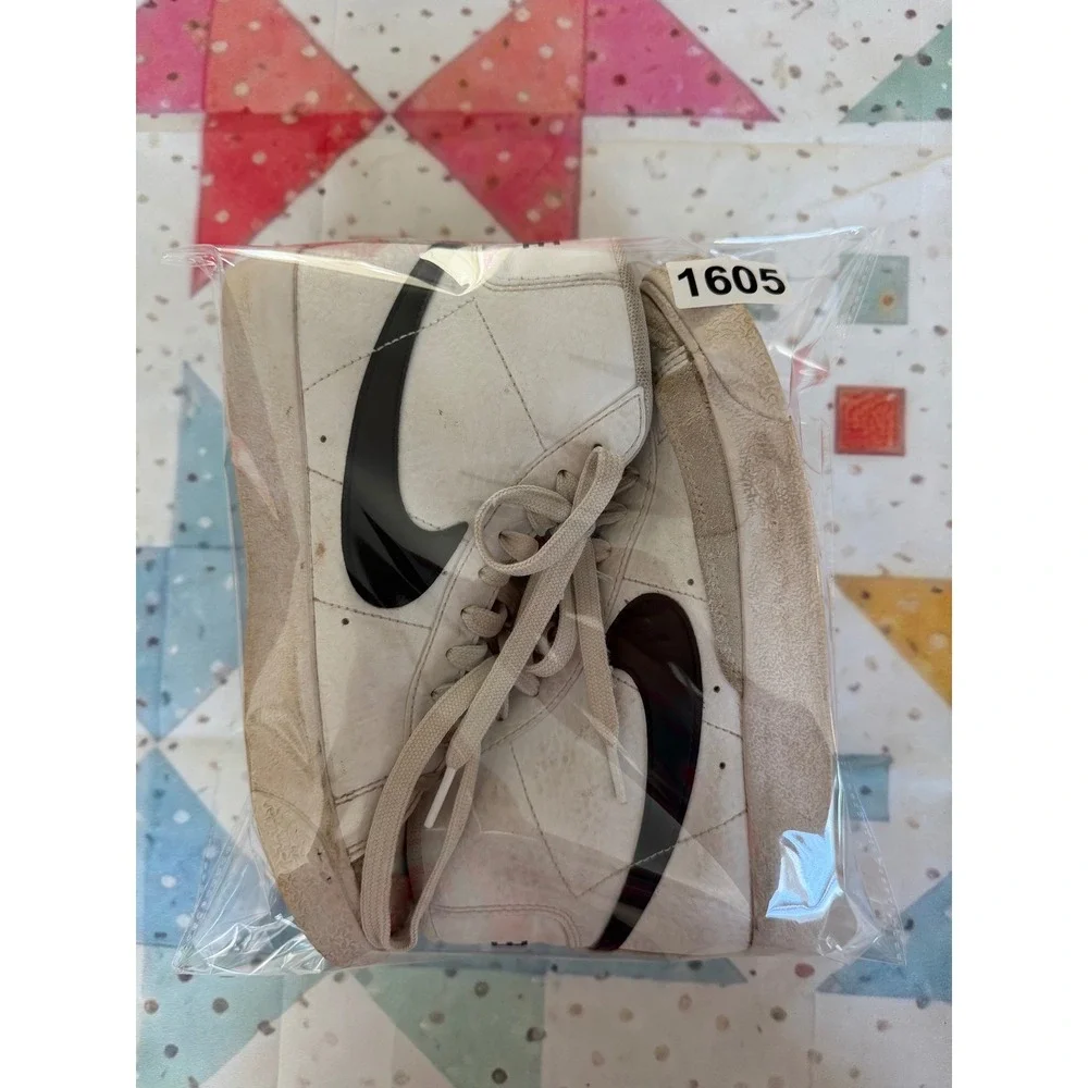 Nike Blazer Mid 77 Youth Sneakers White Black DA4086-100 Size 3.5Y